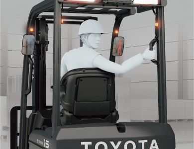 Xe nâng điện 3 bánh 1.0 tấn - 2.0 tấn Toyota 8FBE