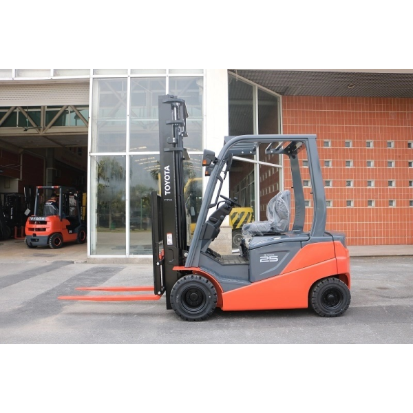 Xe nâng điện Lithium ngồi lái Toyota 8FBN 1.5T - 3.0T