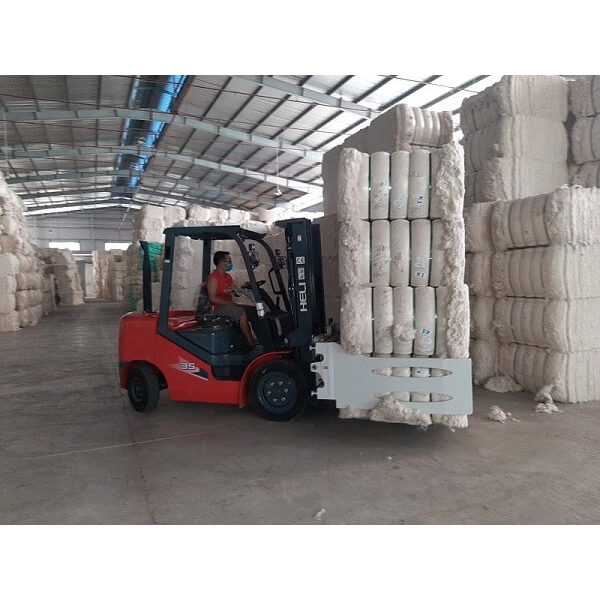 Xe kẹp vuông