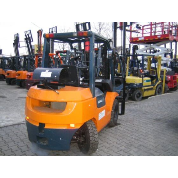 Xe Nâng gas – Toyota 7FG25
